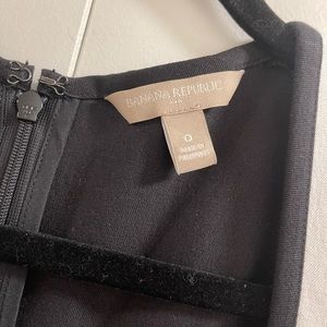 Banana Republic Sheath Fitted Dress